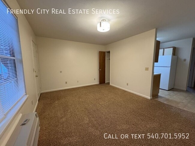 Photo - 1115 Lincolnshire Dr Unit C