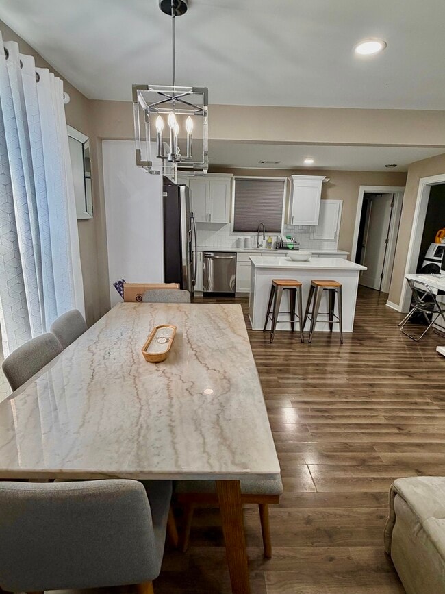 Photo - 333 Sauk Trail