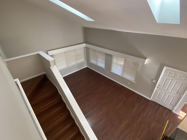 137 Wildwood Forest Ln