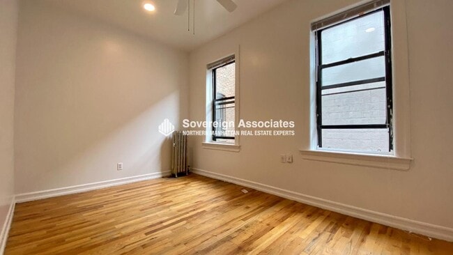 Photo - 4305 Broadway Unidad 32