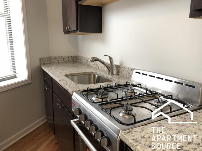 Photo - 7606 N Paulina St