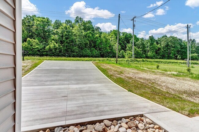 Photo - 2024 McCleary Rd