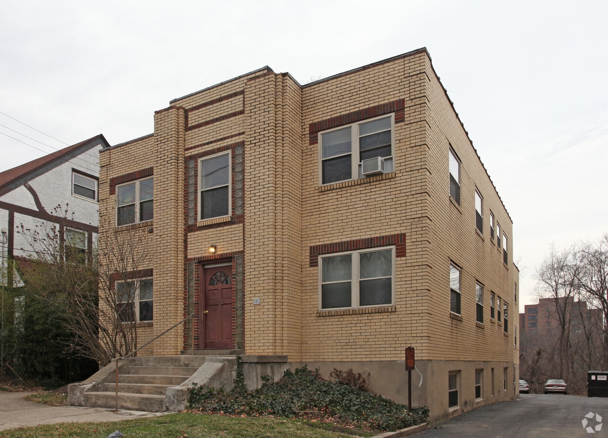 Foto principal - 3025 Clifton Ave