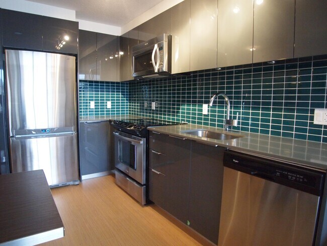 Photo - 1325 Rolston St