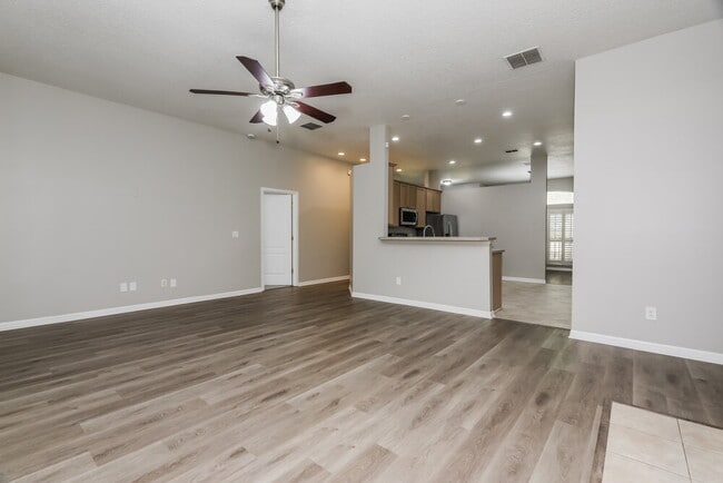 Photo - 923 Mystic Harbor Dr