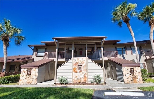 Building Photo - 927 Capri Isles Blvd Unit 8 Rental