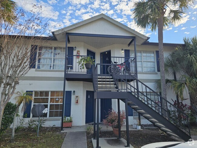 Building Photo - Winter Park Condo: 2 bed/ 2 bath AVAILABLE... Unit A202