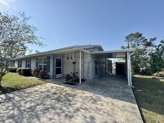 Photo - 1074 Gerona Ave