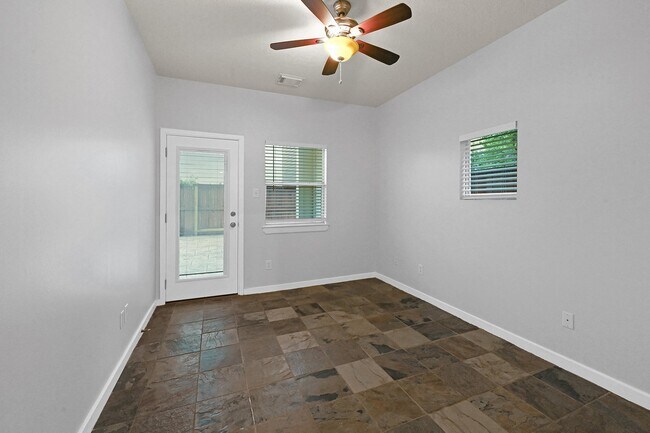 Photo - 5416 Kiam St Unit A