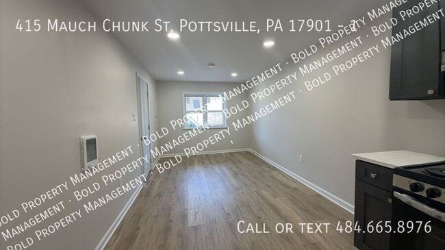 Building Photo - 415 Mauch Chunk St Unit 1