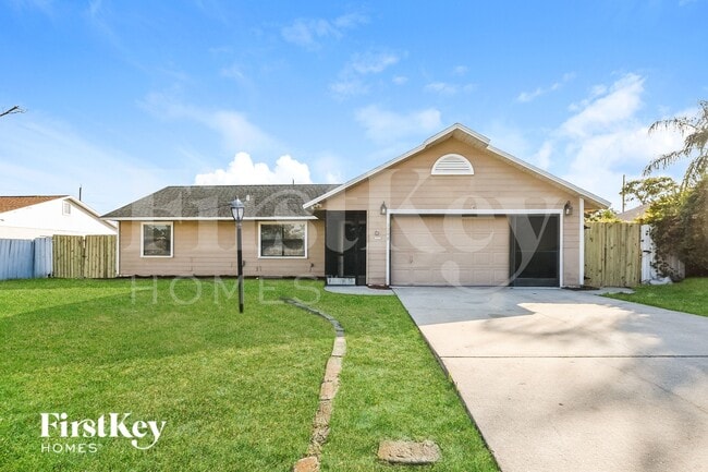 Building Photo - 3208 Buckland St