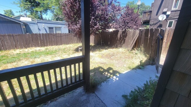 Photo - 160 Aynes Ct