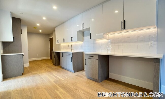 Photo - 425 Market St Unit 202