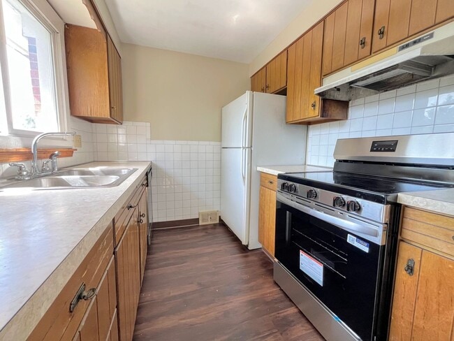 Photo - 44 Oakridge Dr Unit 4