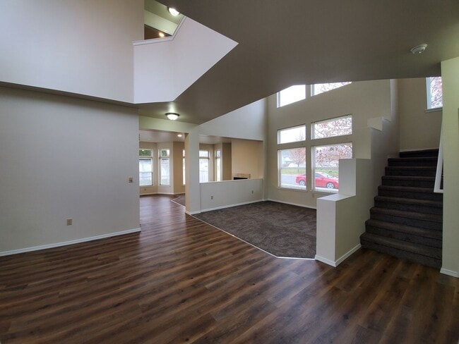 Photo - 1611 Lamb Ave