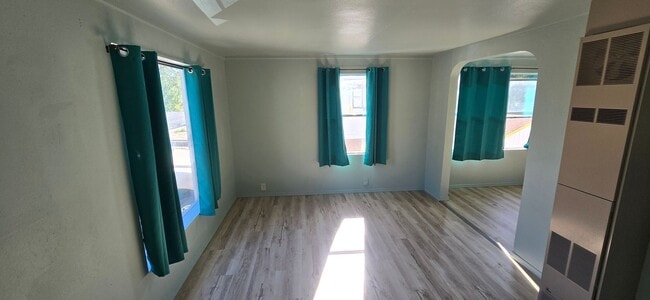 Photo - 610 N 3rd St