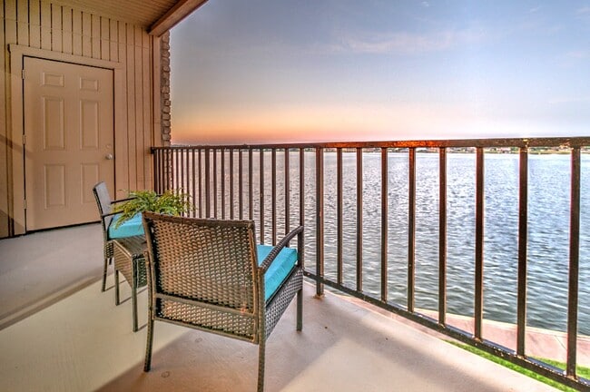 Towne Square Condos
