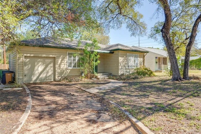 Photo - 1604 E 32nd St