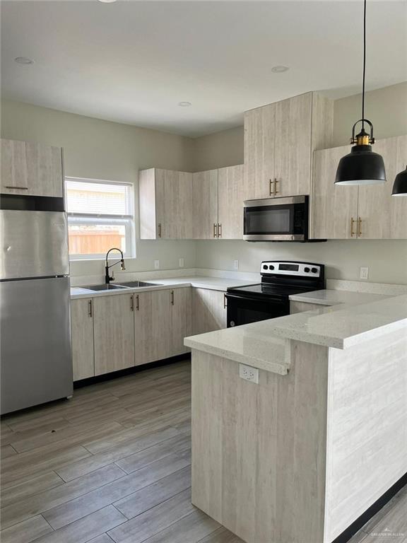 Photo - 24 S McColl Rd Unit 3