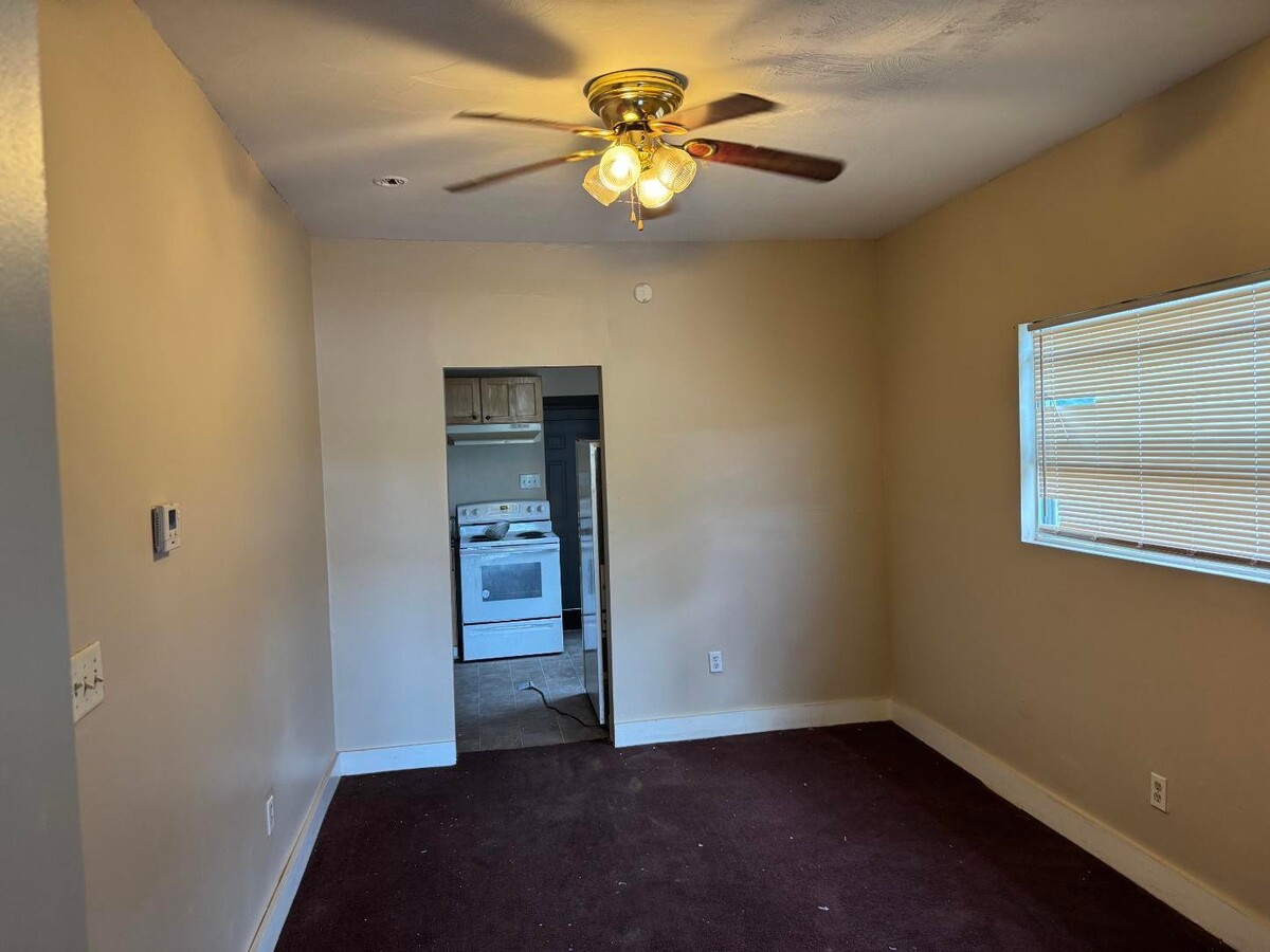 Photo - 601 Randolph St