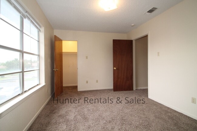 Photo - Rent Me Now!