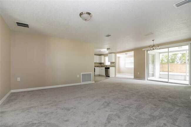 Photo - 6633 Tripoli Way