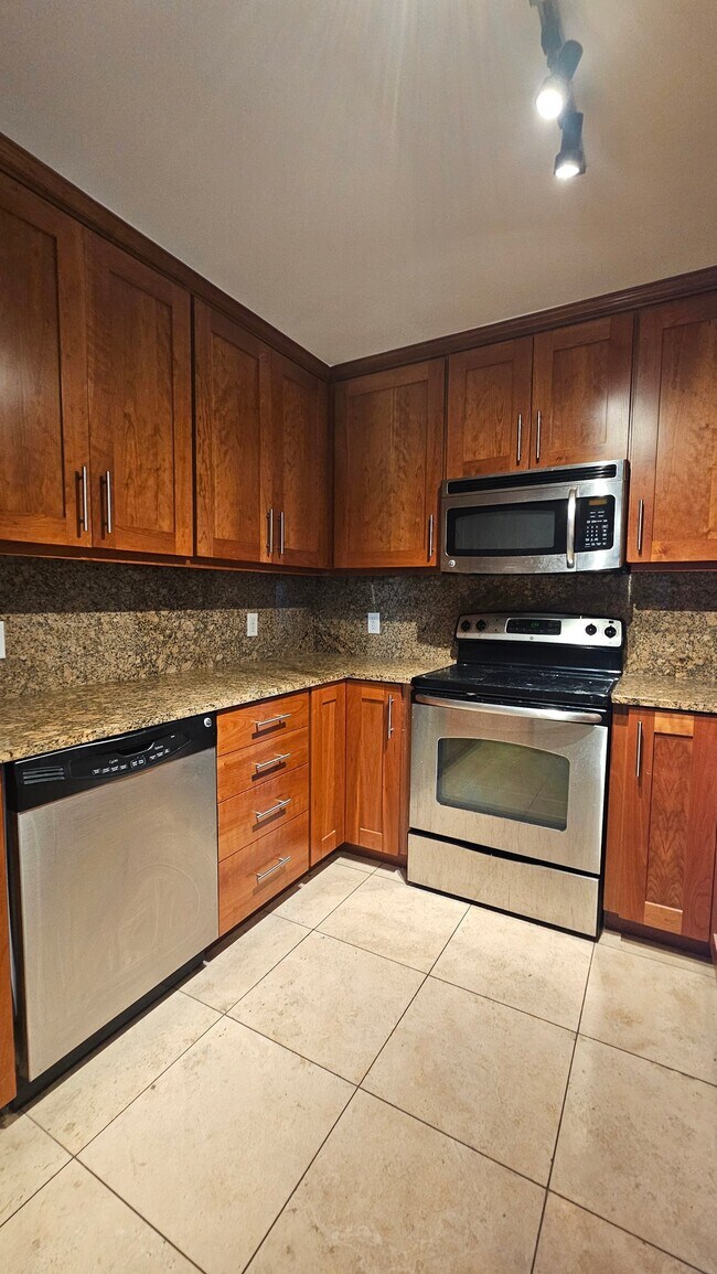 Photo - 230 E Broadway Unit #1008