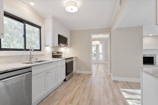 Photo - 15 Winster Fax Rd