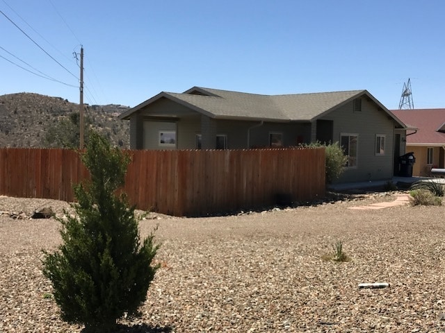 Building Photo - Adorable Two Bedroom House in Diamond Valley