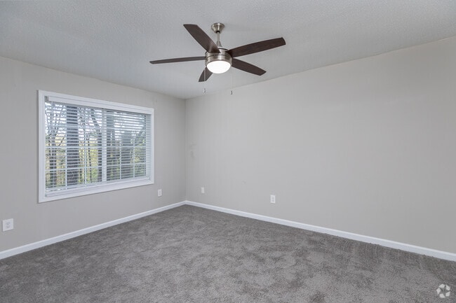 3 BR, 2 BA - 1300 SF