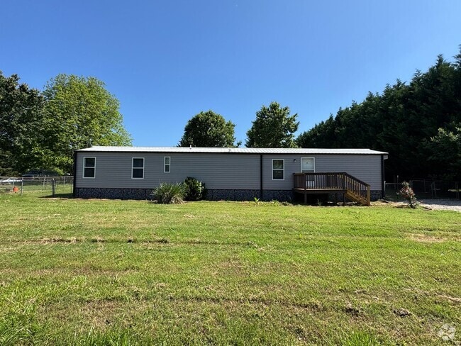 Building Photo - 1006 Old Willis School Rd Rental