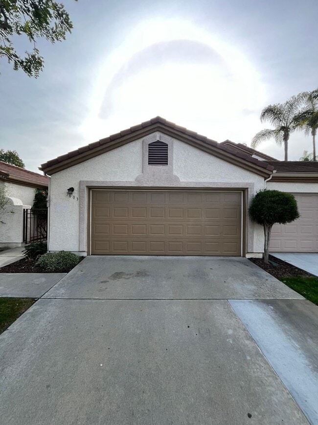 Building Photo - Charming 3BD/2.5BA Home in Carmel Valley
