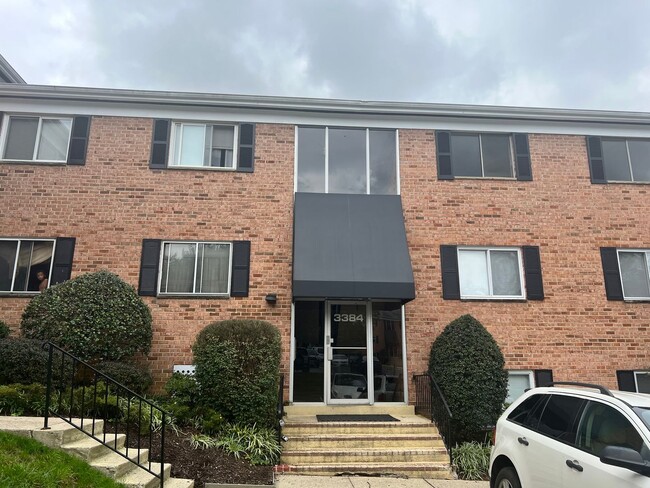 Charming 2 BR/1 BA Condo in Silver Spring! - Charming 2 BR/1 BA Condo in Silver Spring!