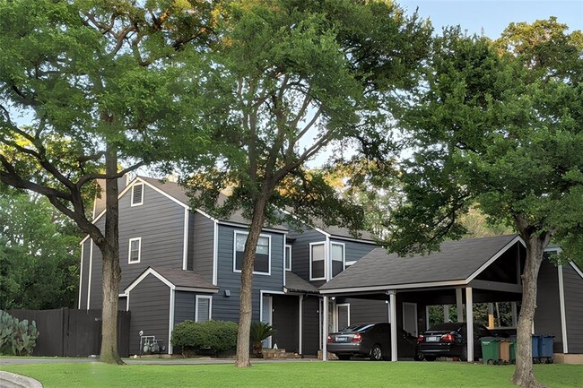 Photo - 8003 Hood Cir Townhome