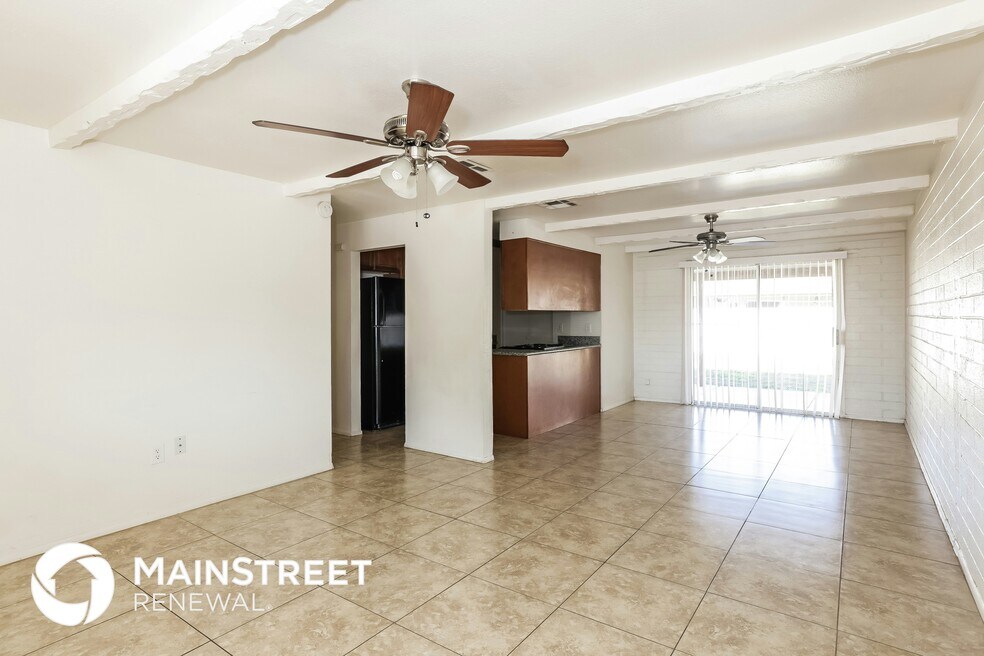 7132 W Glenrosa Ave