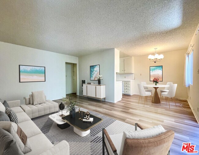 Photo - 1261 Granville Ave Condo