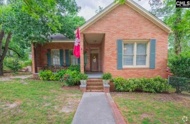 Building Photo - 900 Texas St Rental