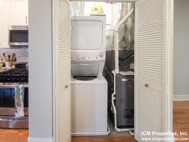 Photo - 2121 N Sedgwick St Unit 3