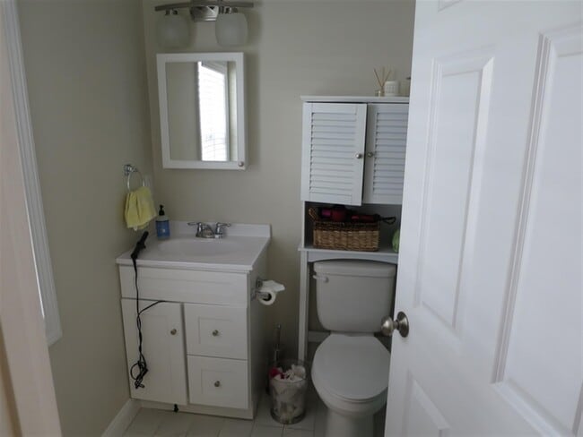 Photo - 60 William St Unit 2