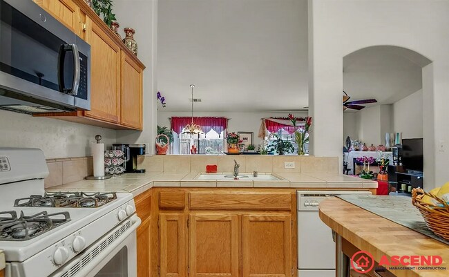 Photo - Beautiful 3BD/2BA Home in SW Bakersfield — Fireplace, Landscaping Included & Lovely Backyard!