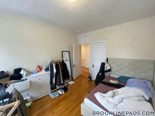 Photo - 69 Babcock St Unit 1