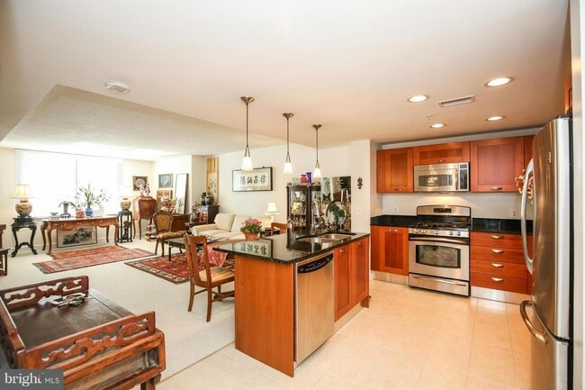 Kitchen/Living Room - 2451 Midtown Ave Unit 216