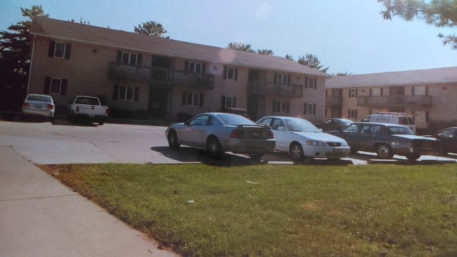 Cobblestone Lane, Springfield, IL - 3180 Cobblestone Ln