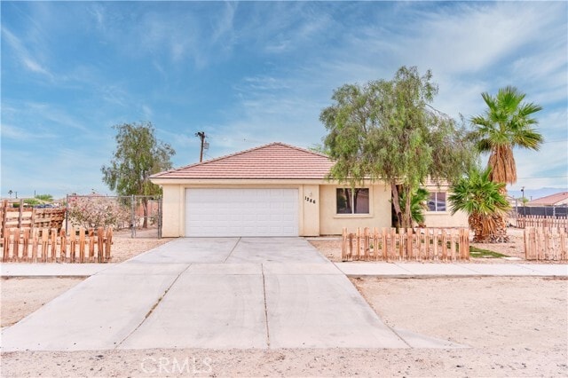 Photo - 1286 Arctic Ave
