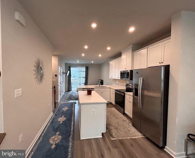 Photo - 4607 Abbotswell Pl