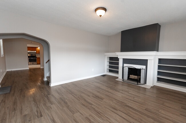 Photo - 223 E Pennview St