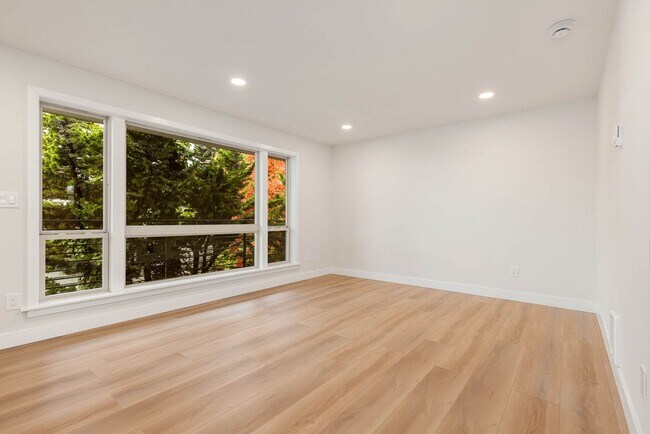 Photo - 6721 24th Ave NW Unidad 3