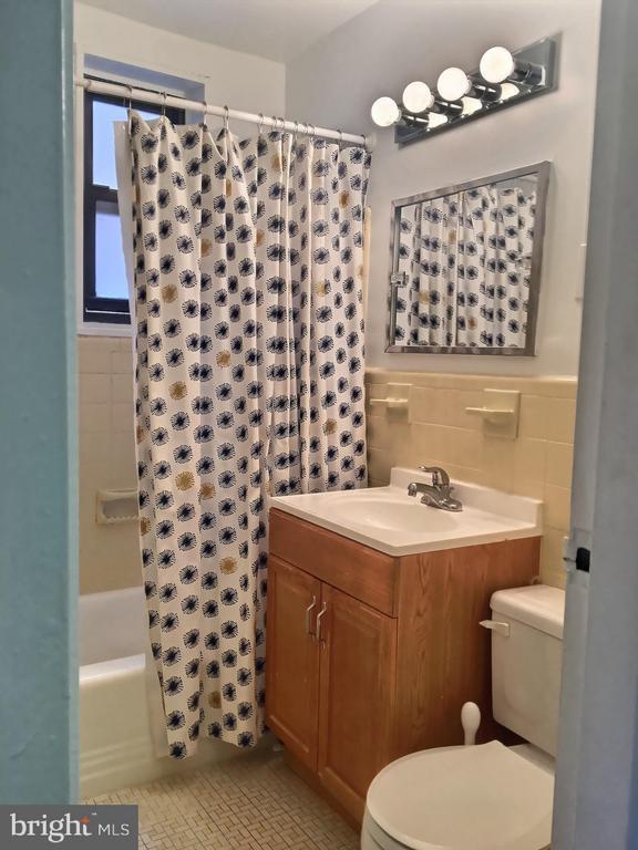 Photo - 5112 MacArthur Blvd NW Unit 110