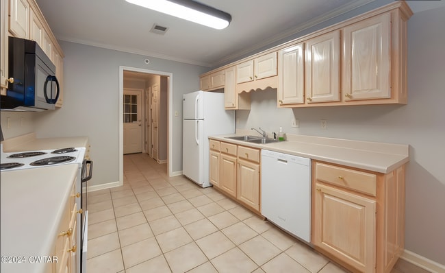 Photo - 70 Richfield Cv