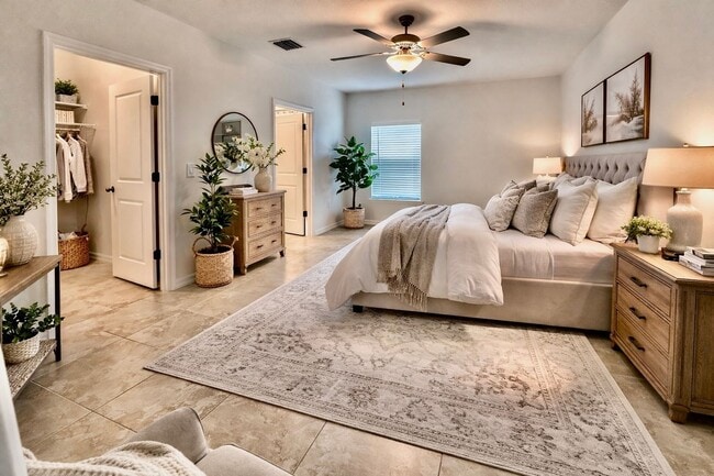 Photo - 858 Rue Labeau Cir